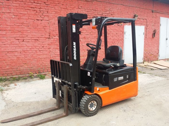 Аккумулятор для погрузчика Doosan B15T-5