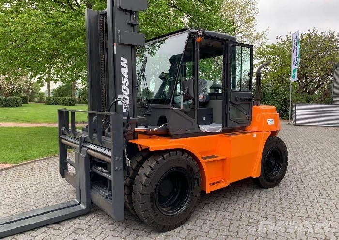 Дизельный погрузчик Doosan D120S-7, 12 тонн