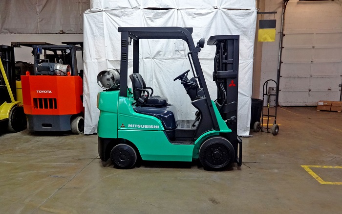 Газ-бензиновый погрузчик Mitsubishi FGC30N
