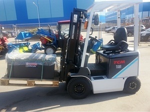 Электропогрузчик TCM FB15-8