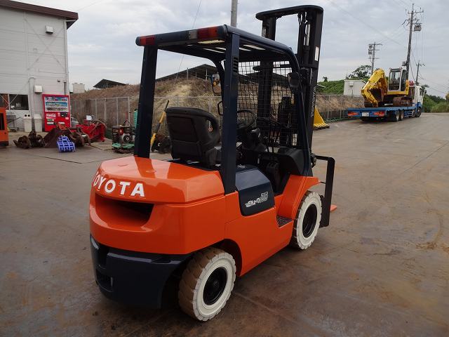 Электропогрузчик Toyota 7FBMF35
