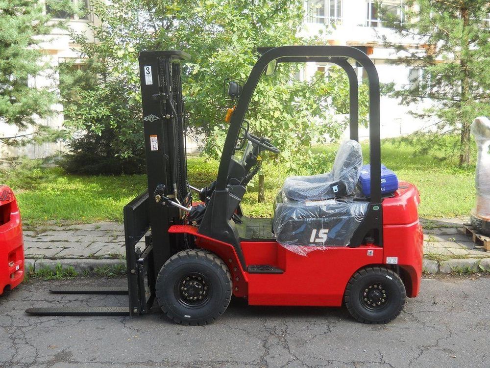 Дизельный погрузчик Hangcha CPCD15N, 1.5 тонн