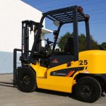 Дизельный погрузчик LiuGong CPCD25, 2.5 тонн